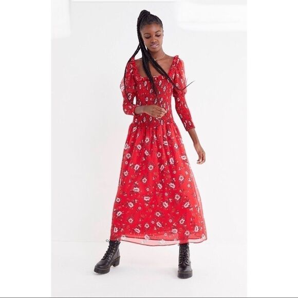 Urban Outfitters Red floral Smocked maxi dress - Picture 2 of 10